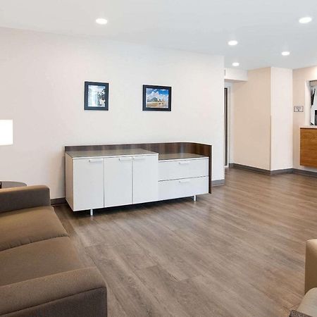 Woodspring Suites Daytona Beach Int'L Speedway Екстер'єр фото